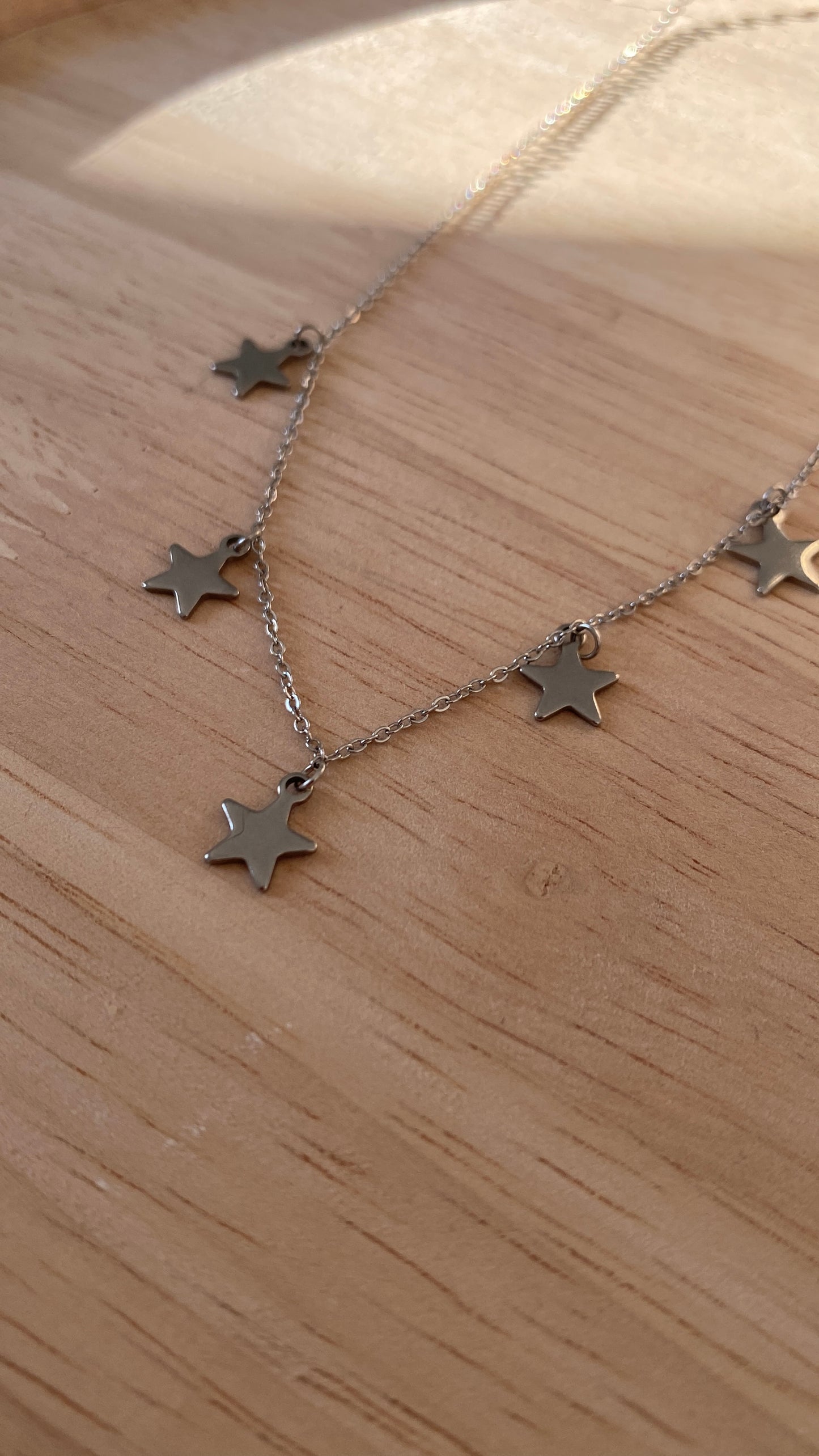 Collier étoiles argenté