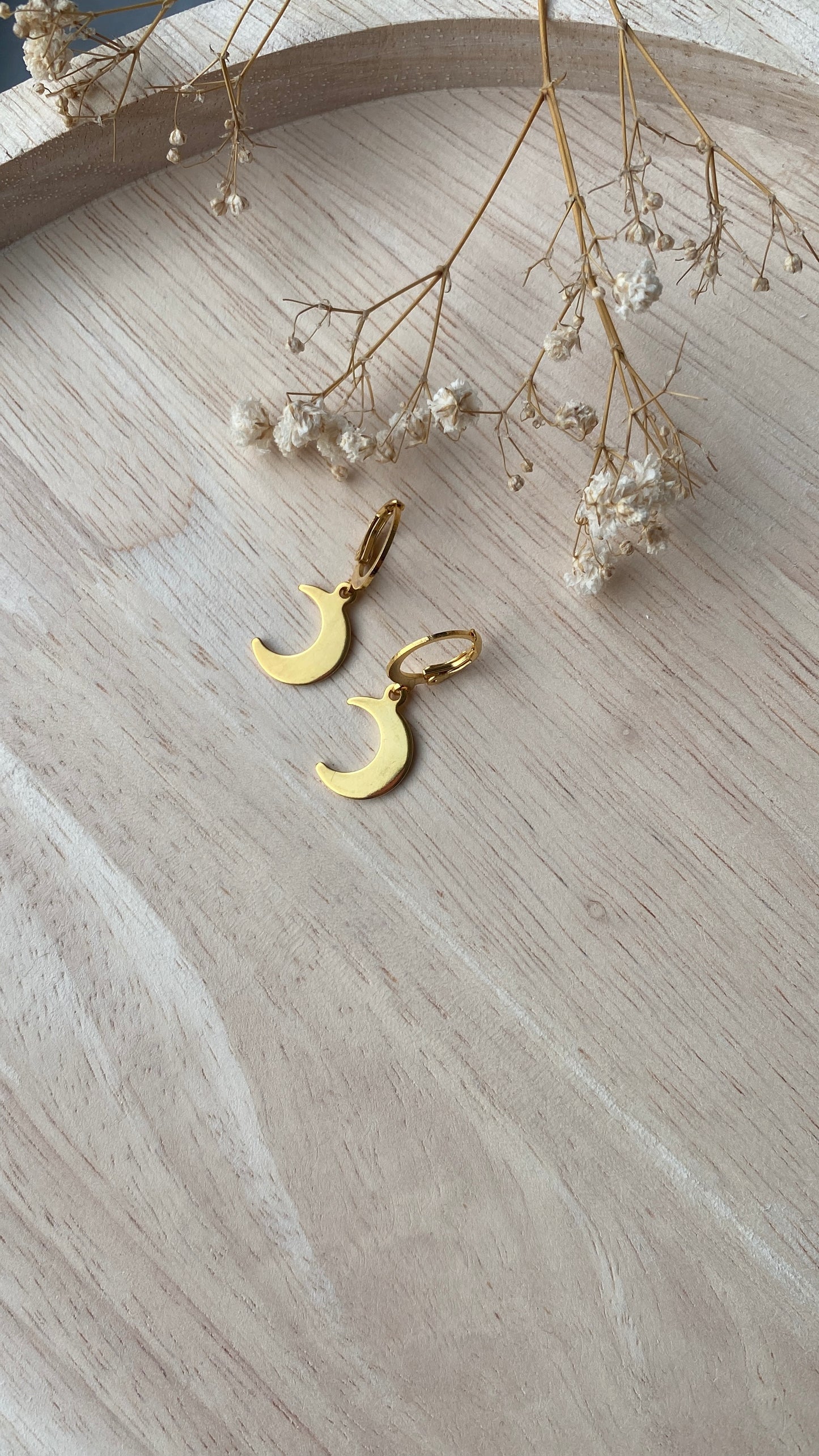 Boucles d’oreilles lunes dorées