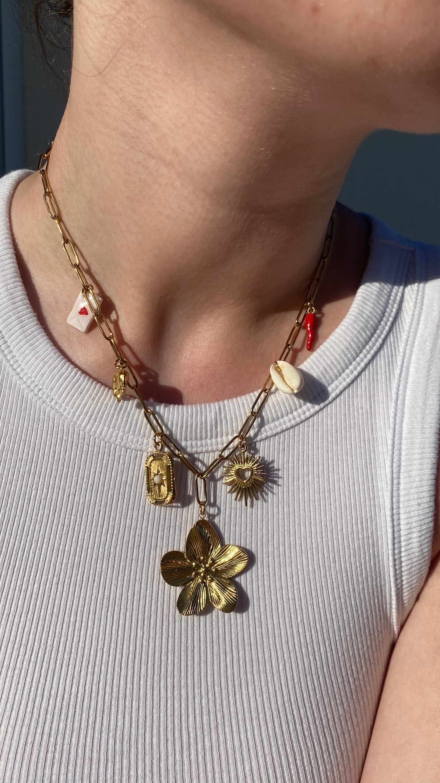 Collier breloques 🌶️🐚🌞