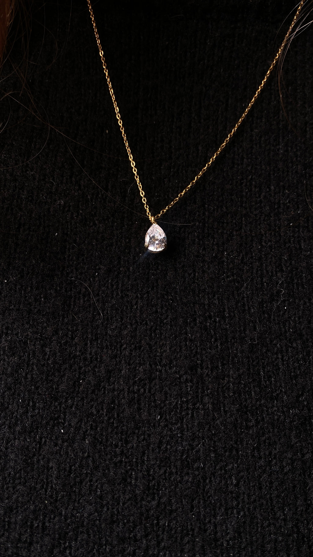 Collier goutte strass