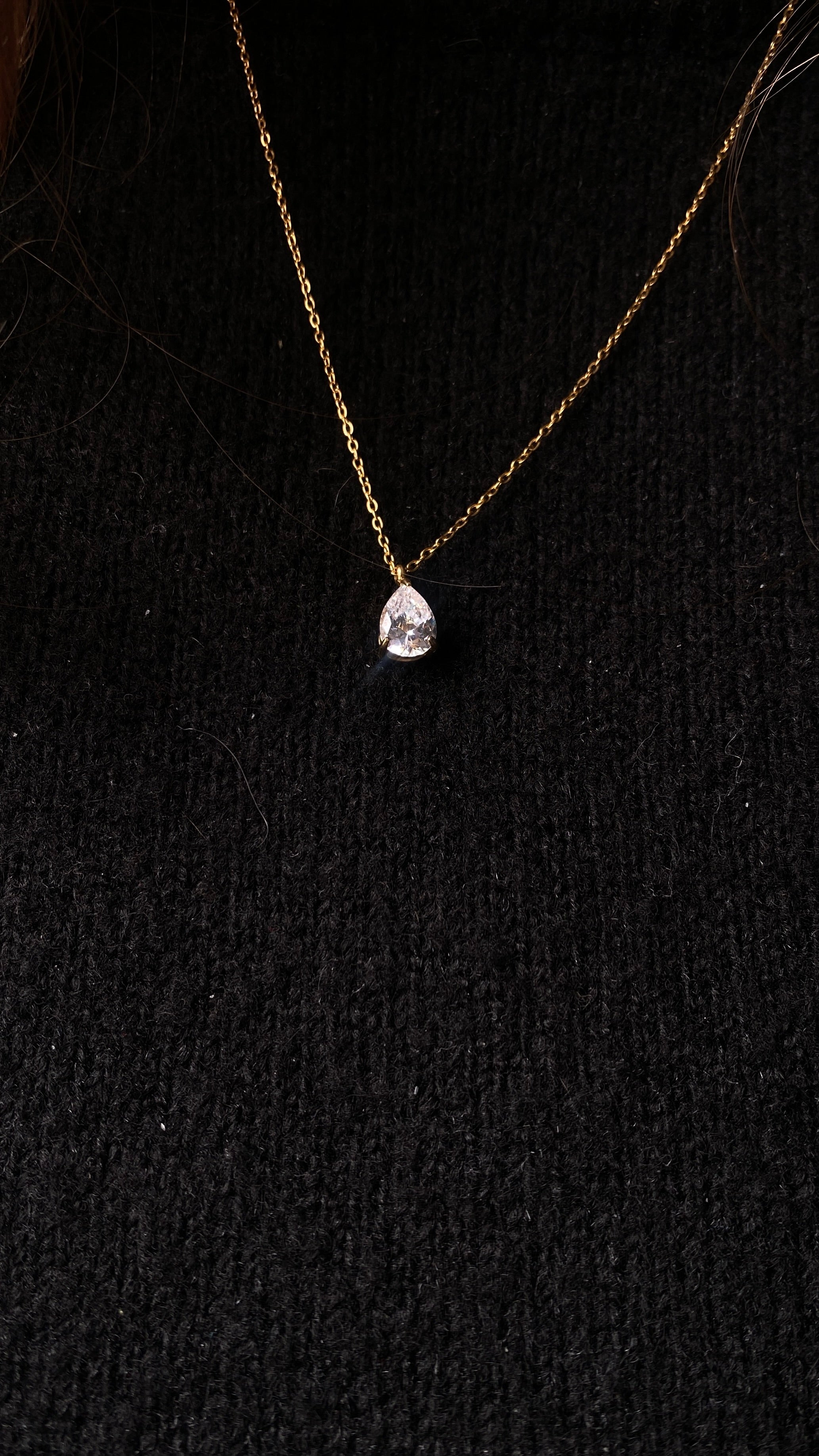 Collier goutte strass