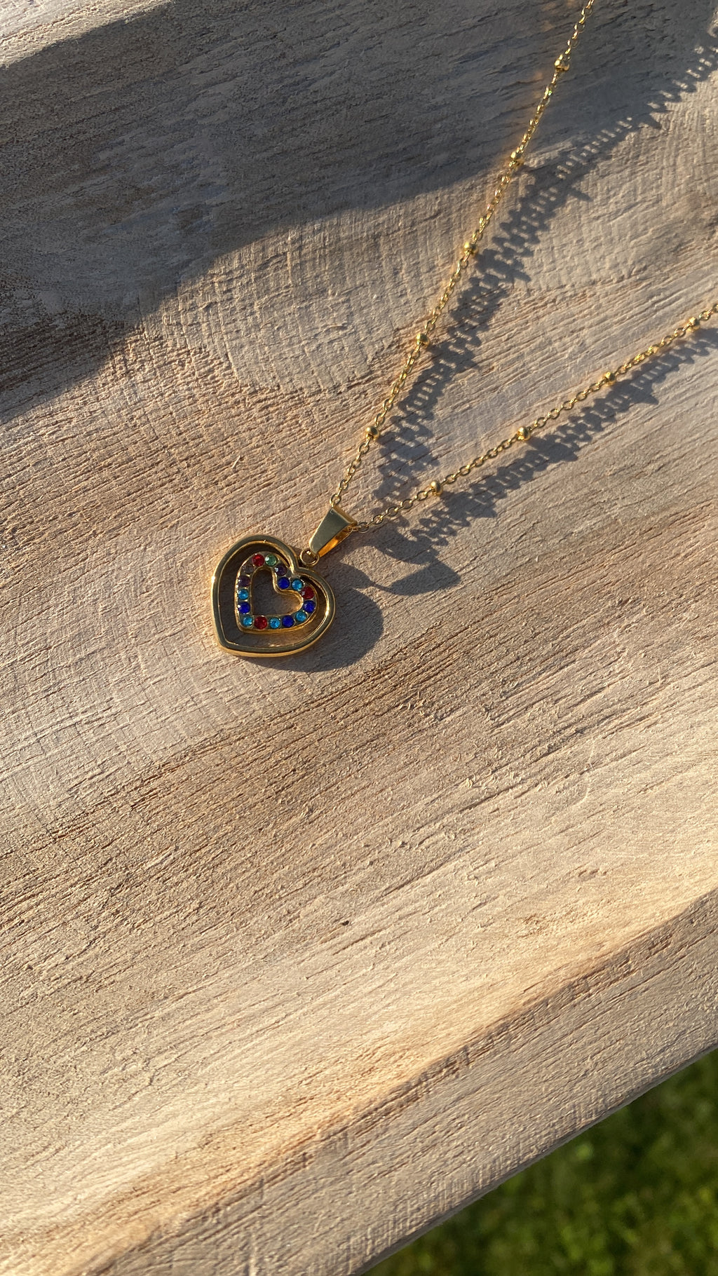 Collier coeur coloré
