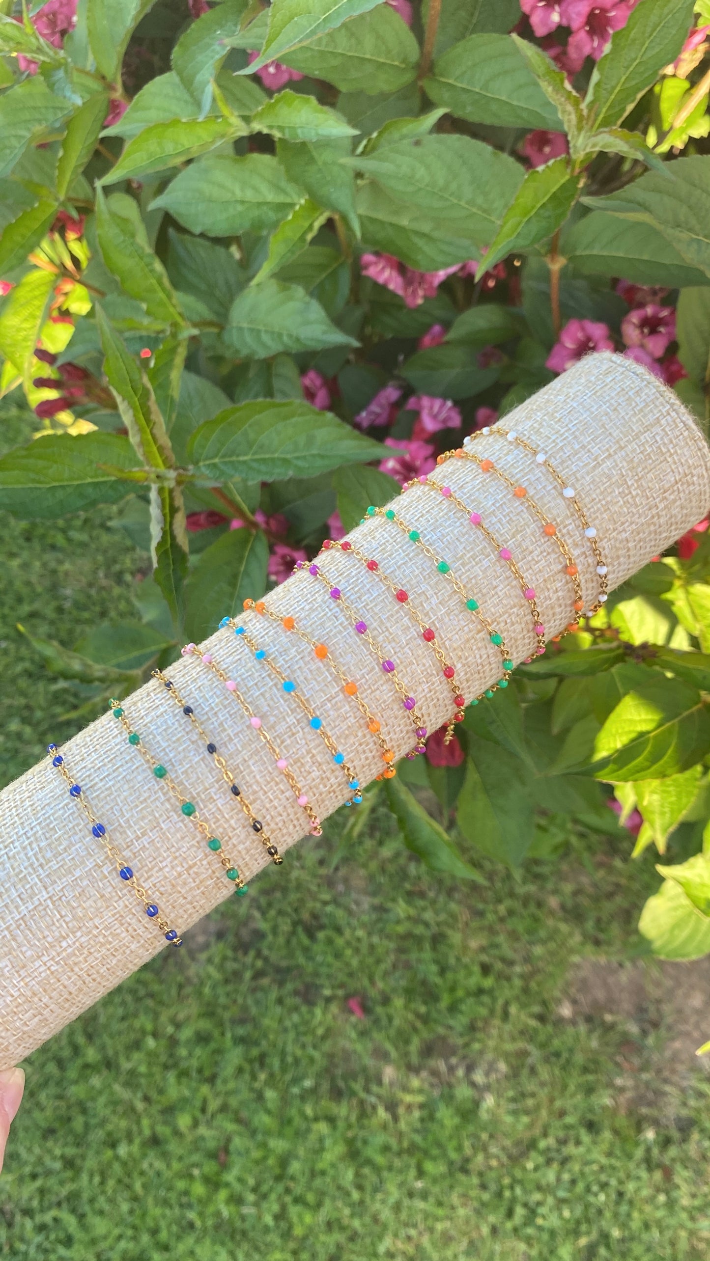 Bracelets émaillés dorés