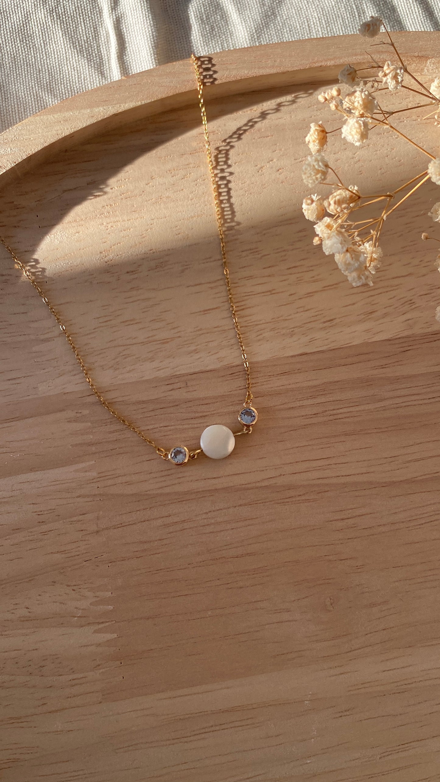 Collier perle d’eau douce et zircons