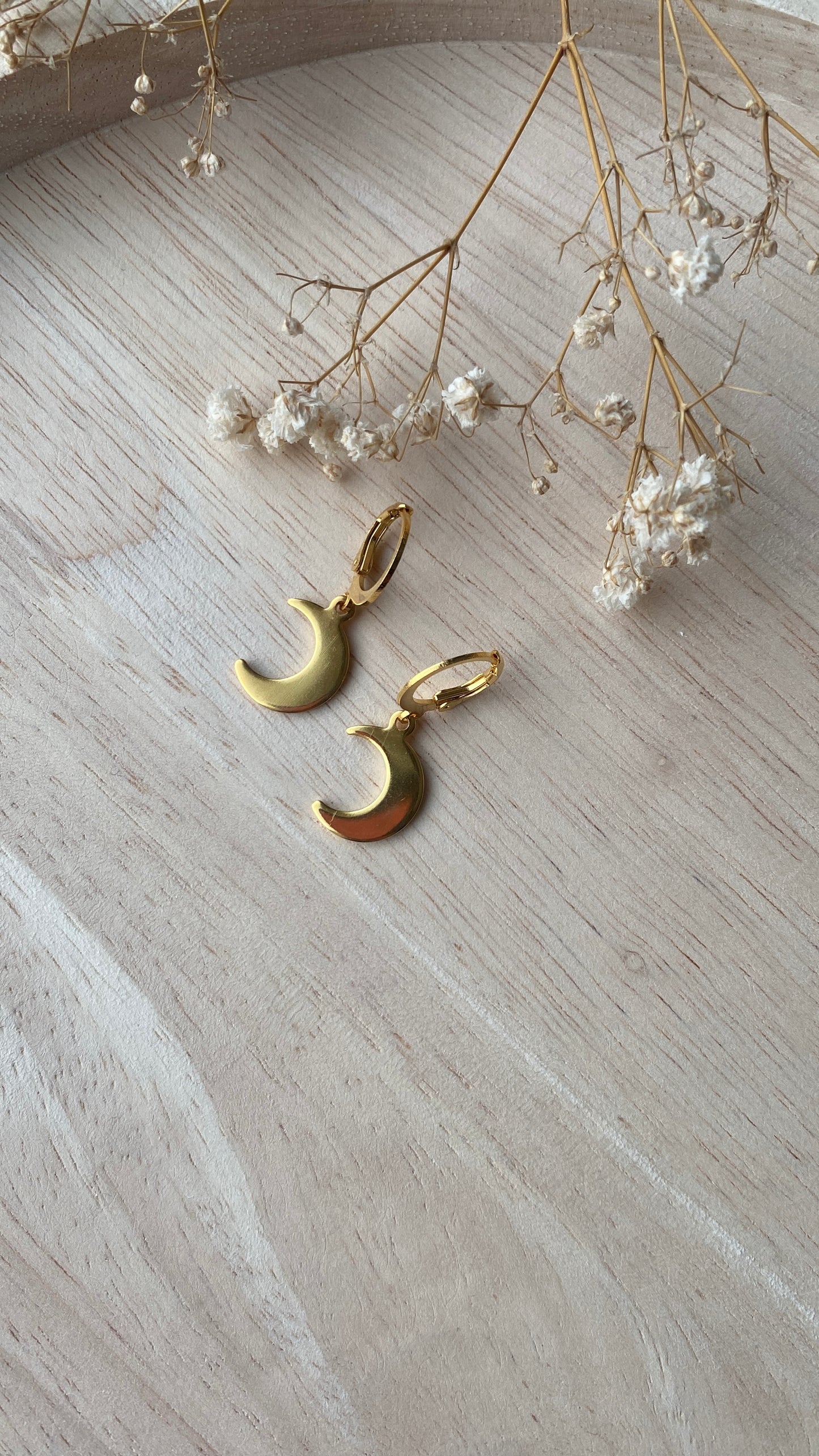 Boucles d’oreilles lunes dorées