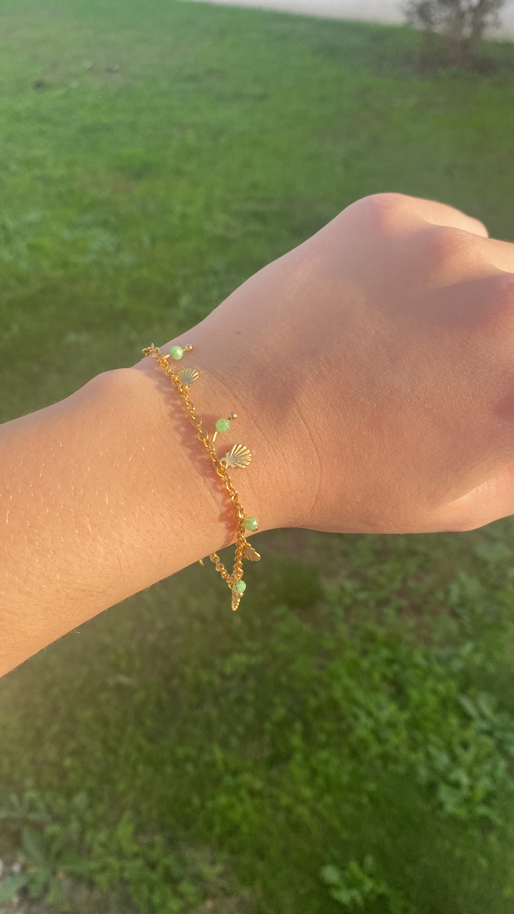 Bracelet breloques, coquillages & vert