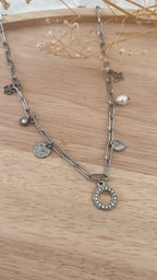 Collier breloques argenté