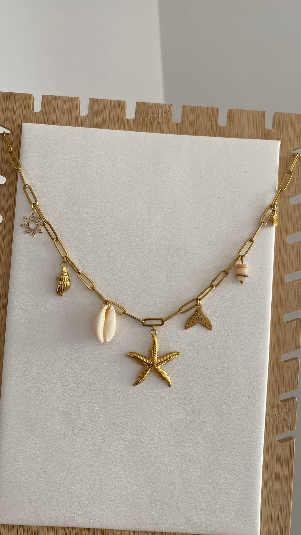 Collier starfish