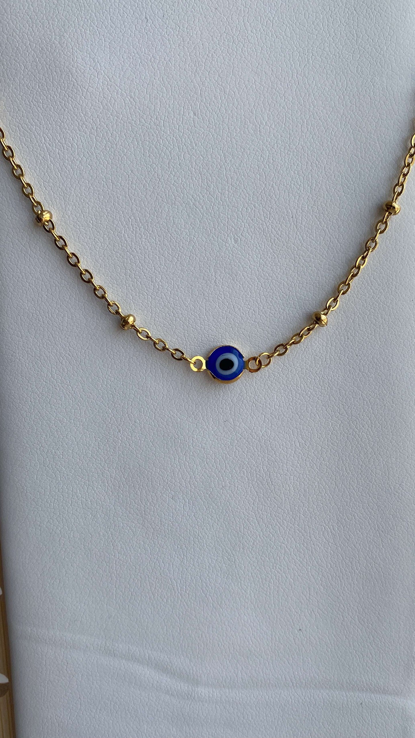 Collier ras de cou oeil