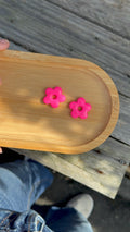 Fleurs roses fluo
