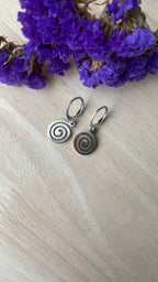 Boucles d’oreilles spirales argentées