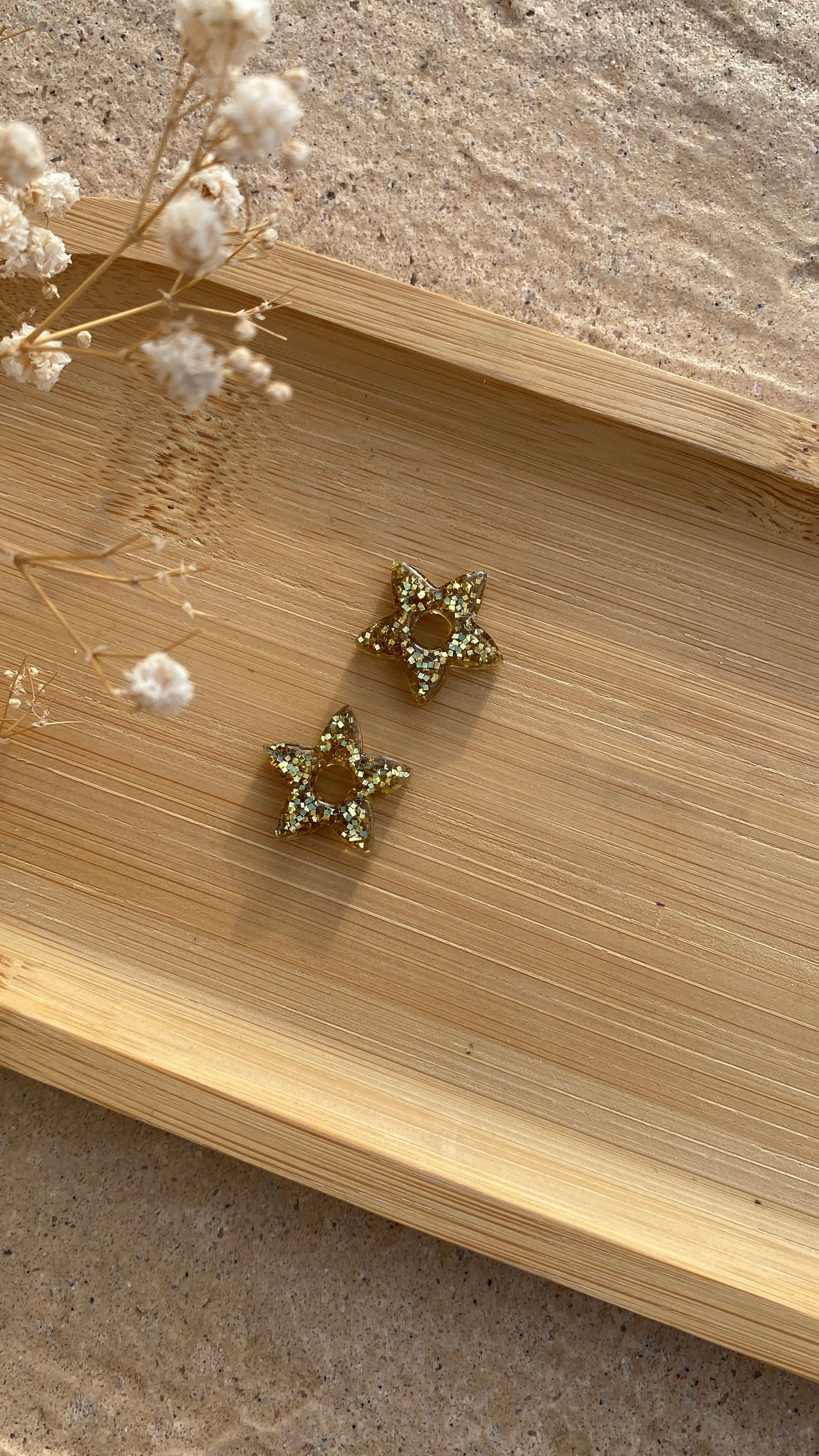 MINI- Fleurs étoiles paillettes dorées
