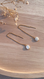 Boucles d’oreilles pendantes, perles d’eau douce