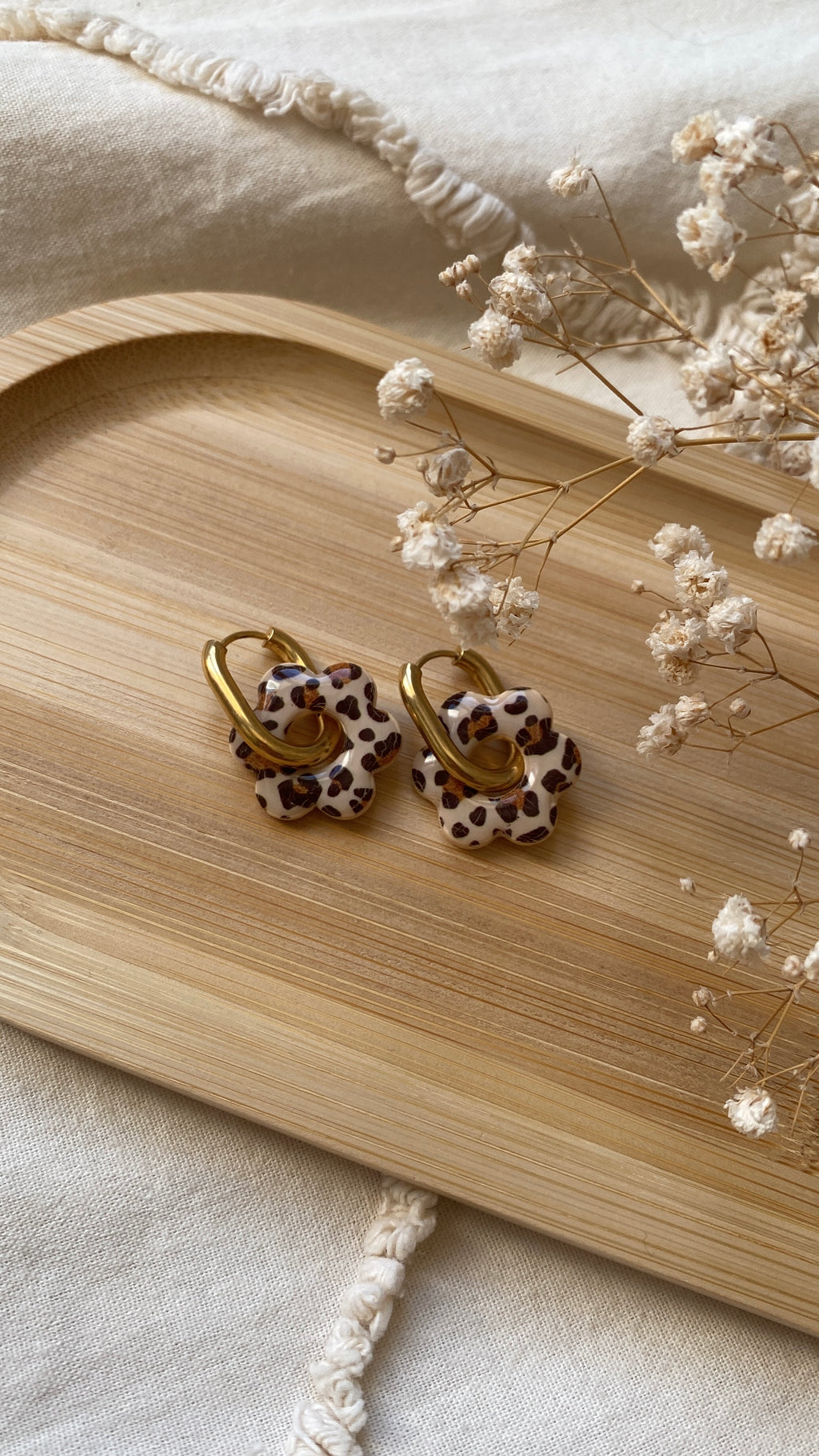 pampilles fleurs motif léopard