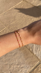 Bracelets dorés émaillés roses