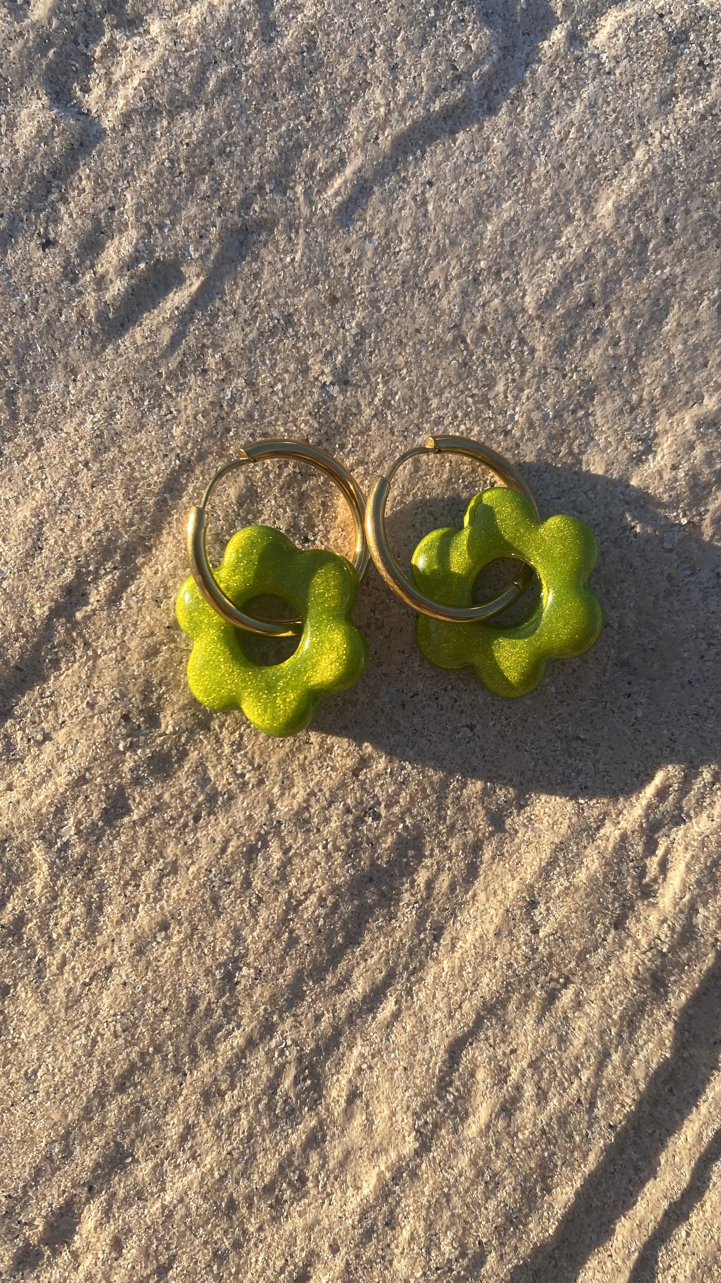 Pampilles fleurs vertes irisées