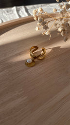 Bague breloques croisée dorée