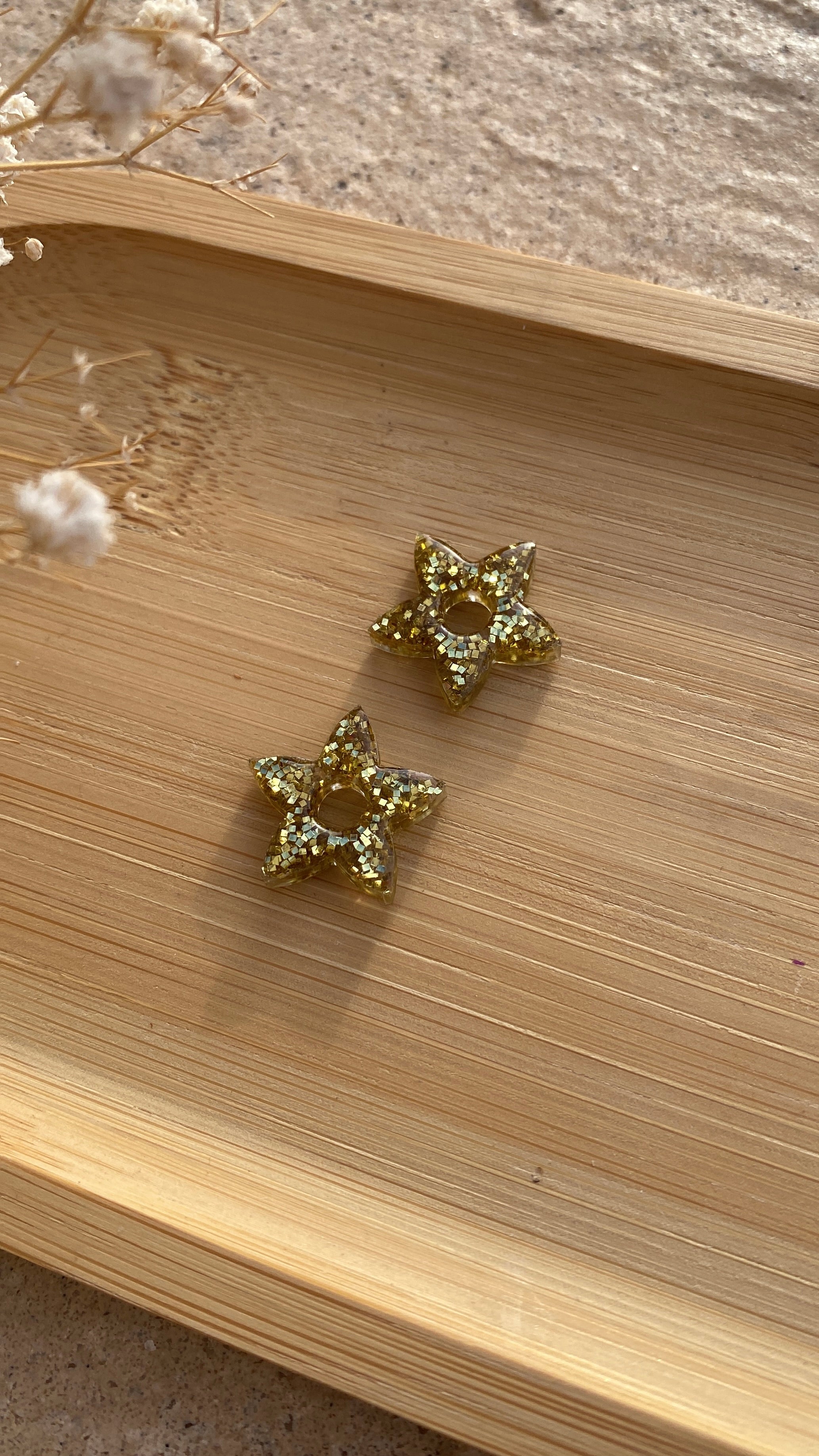 MINI- Fleurs étoiles paillettes dorées