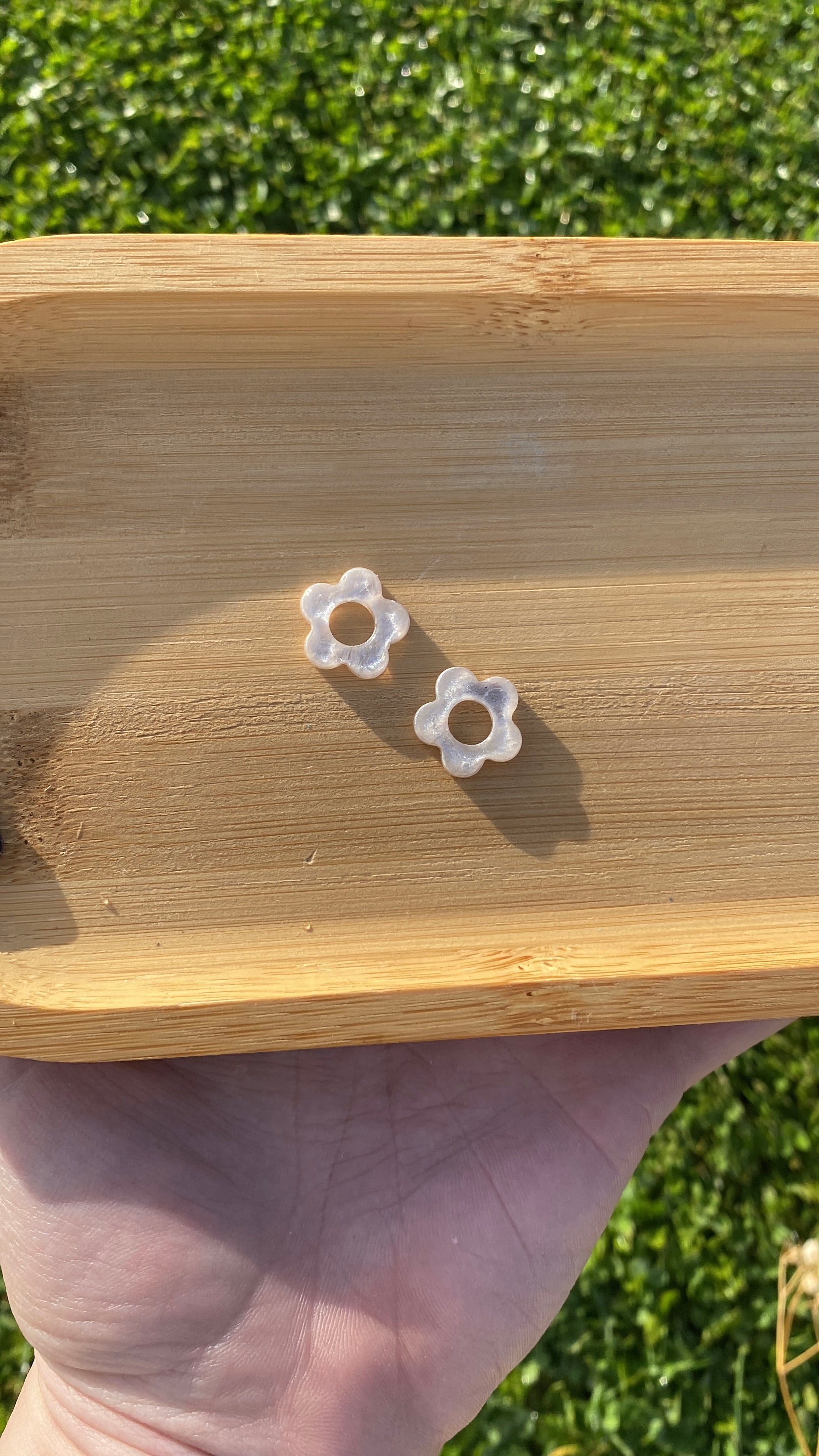 MINI- fleurs nacrées