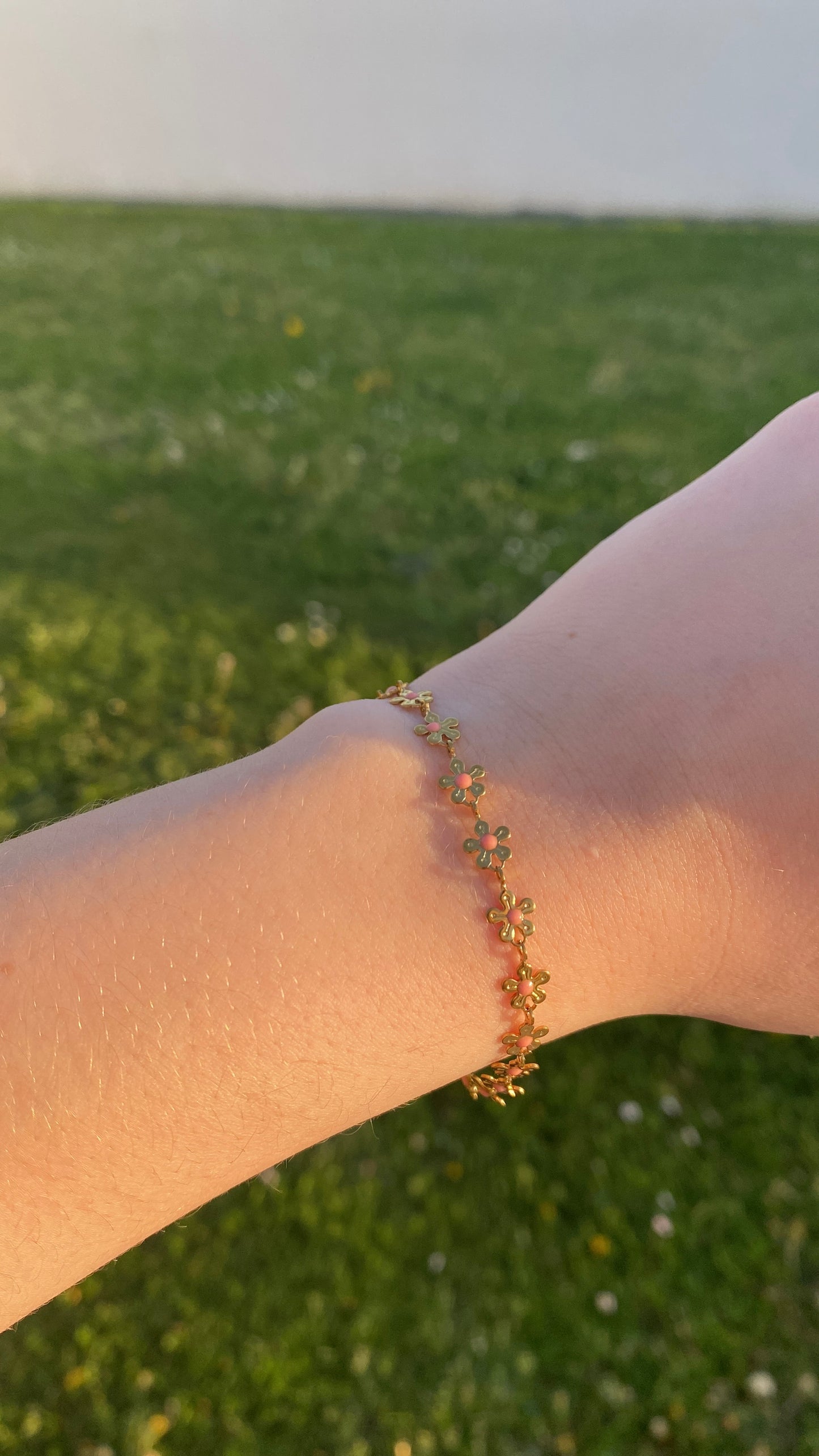 Bracelet chaîne fleurs