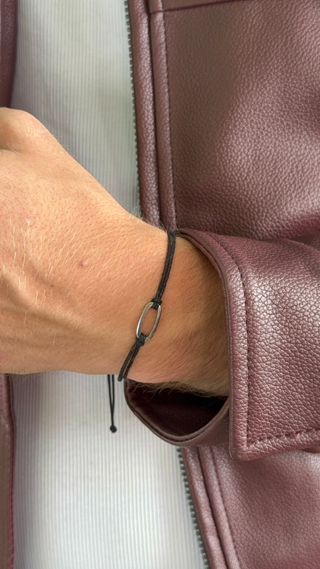 Bracelet cordon noir