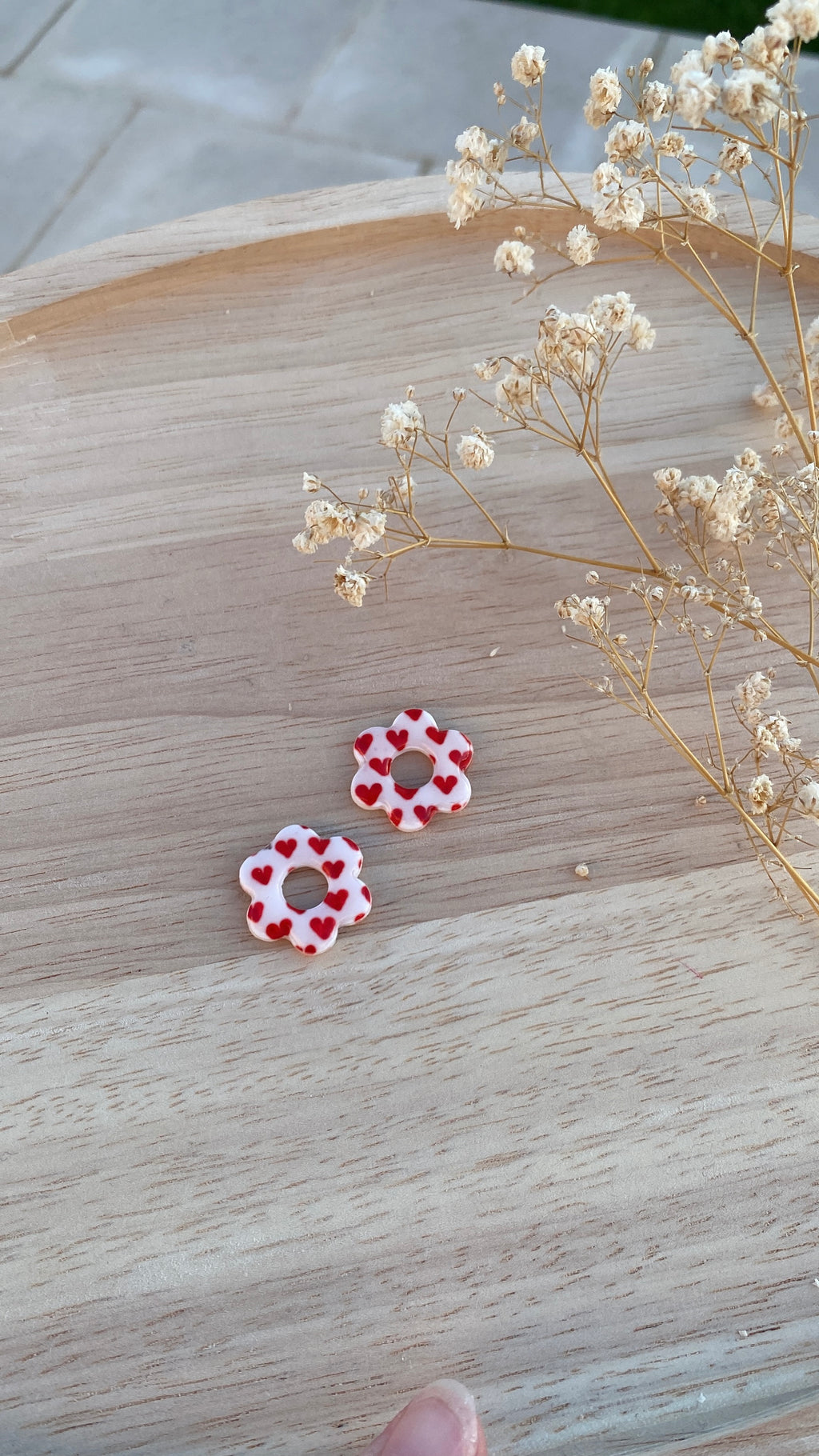 Pampilles fleurs à petits cœurs